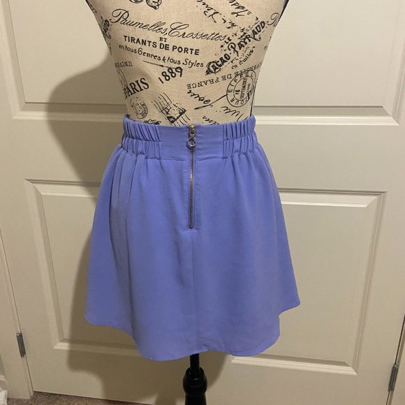 purple/periwinkle above the knee dynamite skirt with gold zipper - Picture 2 of 4